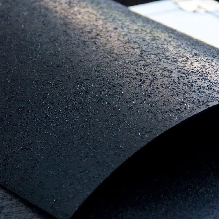 TEXTURED GEOMEMBRANE